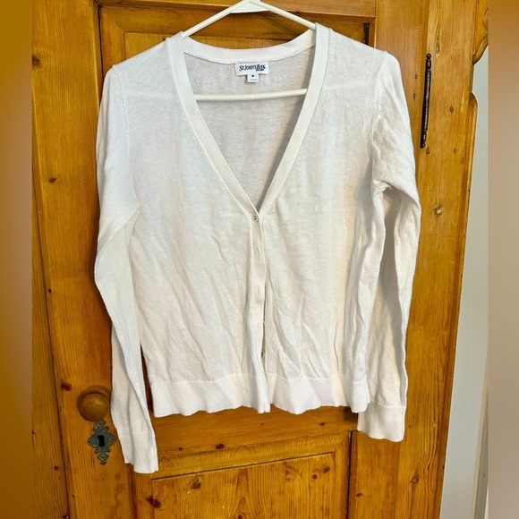St John’s Bay White V Neck Cardigan Button Down Size Medium - Picture 1 of 10